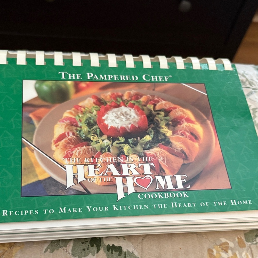 The Pampered Chef Green Heart of the Home Cookbook